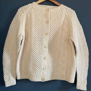 Hand Knit Handmade Chunky Cream Cable Knit Crewneck Cardigan Size Medium